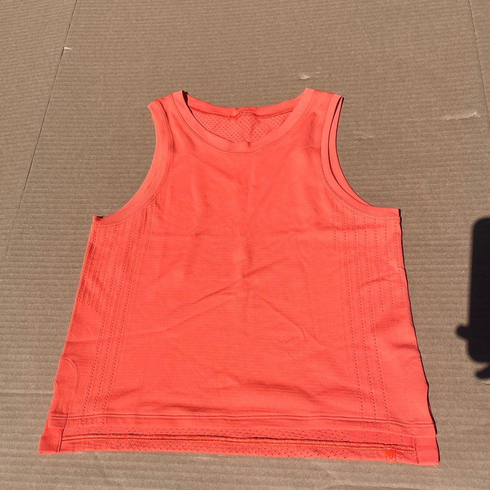 Lululemon Women's Coral Orange Cropped Tank-top